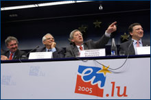 Jean Asselborn, ministre des Affaires étrangères, Josep Borrell Fontelles, Président du Parlement européen, Jean-Claude Juncker, Premier ministre, et José Manuel Barroso, Président de la Commission européenne