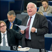 Joseph Daul ouvrant le débat sur l'état de l'Union © European Parliament/Pietro Naj-Oleari