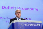 Olli Rehn devant la presse le 11 janvier 2012 © Union européenne, 2011