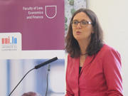 La commissaire européenne en charge du Commerce, Cecilia Malmström, lors de sa viste à l'Université du Luxembourg le 26 février 2015 (source: Europaforum)