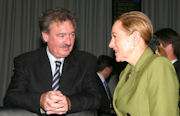 Jean Asselborn avec la commissaire des Relations extérieures, Benita Ferrero-Waldner