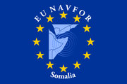 Le drapeau de la mission EU NAVFOR Somalie
