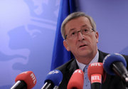 Jean-Claude Juncker à l'issue du Conseil européen des 25 et 26 mars 2010 (c) SIP/Jock Fistick