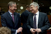 Siim Kallas et Claude Wiseler (c) Le Conseil de l'Union européenne