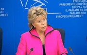 Viviane Reding lors de la conférence de presse du 20 avril 2010