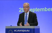 Olli Rehn détaillant mesure par mesure le paquet proposé par la Commission européenne le 29 septembre 2010