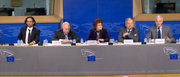 La conférence de presse qui s'est tenue à l'issue de l'ultime séance de négociations entre Parlement européen, Commission et Conseil le 26 octobre 2010