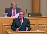 Jean Asselborn faisant sa déclaration de politique étrangère à la Chambre le 16 novembre 2010