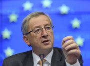 Jean-CLaude Juncker tenant sa conférence de presse à l'issue de la réunion de l'Eurogroupe © 2010 SIP / JOCK FISTICK