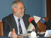 Le minisitre délégué Marco Schank lors de la conférence de presse sur Cancun
