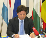 Zoltan Hermyes, ambassadeur de Hongrie, a présenté à Luxembourg les priorités de la Présidence hongroise de l'UE le 7 janvier 2011