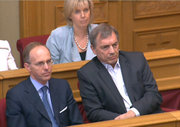 Les ministres Luc Frieden, Jeannot Krecké et Françoise Hetto à l'écoute de Jean-Claude Juncker lors de son discours sur l'état de la Nation prononcé le 6 avril 2011 à la Chambre