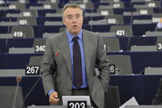 La résolution préparée par l'eurodéputé Salvador Garriga-Polledo sur le futur Cadre financier pluriannuel a été adoptée le 8 juin 2011 (c) Parlement européen 2011