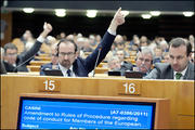 Les eurodéputés votant, à une très large majorité, leur propre code de conduite le 1er décembre 2011 © European Union 2011 PE-EP/Pietro Naj-Oleari