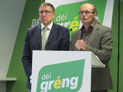 Le député vert François Bausch et l'eurodéputé vert Claude Turmes, conférence de presse sur le pacte budgétaire, 20 janvier 2012  -bausch