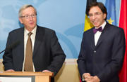 Jean-Claude Juncker et le Premier ministre belge, Elio Di Rupo, à Luxembourg, le 18 janvier 2012-di-rupo