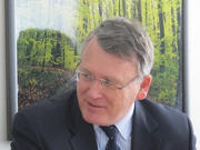 Nicolas Schmit, ministre du Travail et de l'Immigration, lors de la présentation de la base de données de l'EMN Luxembourg, 8 février 2012