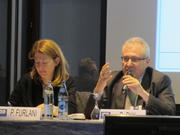 Patrice Furlani (Ministère du Travail) et Daniel Byk qui a animé le débat lors de la conférence de l'Observatoire de l'Emploi sur l'évaluation des politiques de l'emploi, les 14 et 15 mai 2012 à Mondorf