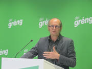 Claude Turmes, lors de sa conférence du 21 mai 2012 sur les attentes des Verts en vue des Conseils européens informel le 23 mai 2012 et en juin 2012