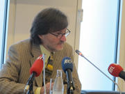 L'économiste en chef de la BCL, Jean-Pierre Schoder, lors de la présentation du Bulletin 2012-3 de la BCL, le 13 septembre à Luxembourg