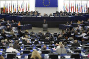 José Manuel Barroso face aux parlementaires européens réunis en plénière le 12 septembre 2012 pour entendre et débattre de son discours sur l'état de l'Union (c) Union européenne 2012