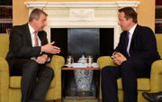 Fernand Kartheiser s'est entretenu en tête à tête avec le Premier ministre britannique, David Cameron, à l'occasion du sommet de l'AECR qui s'est tenu le 18 octobre 2012 et qui réunit, entre autres, leurs deux partis (c) ECR
