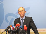 Luc Frieden, ministre des Finances, lors de sa conférence de presse du 26 octobre 2012 sur sur les finances publiques