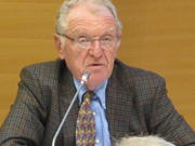 Emile Haag, président de la Chambre des Fonctionnaires et ermployés publics, lors du débat "Quel droit de vote aux étrangers?", le 29 janvuier 213 à Luxembourg
