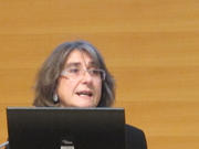 Laura Zuccoli, présidente de l'ASTI, lors du débat "Quel droit de vote pour les étrangers au Luxembourg?", le 29 janvier 2013 à Luxembourg