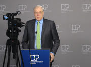 Conférence de presse de la DP sur le TSCG du 26 février 2013: Charles Goerens, député européen et vice-président du DP