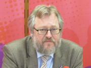 Le président de l'OGBL, Jean-Claude Reding, lors de la conférence de presse après la réunion du comité national de l'OGBL, le 5 février 2013 à Esch-sur-Alzette
