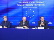 La Présidente de la République de Lituanie Dalia Grybauskaitė, Herman Van Rompuy et José Manuel Barroso © Commission européenne