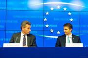 Günther Oettinger et Jaroslav Neverovič © Conseil de l'UE