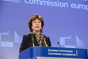Neelie Kroes présentant à la presse la communication de la Commission européenne sur la gouvernance de l'Internet le 12 février 2014 © European Union, 2014