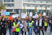 Les agents contractuels de la Commission européenne entament un grève de trois jours pour protester contre leurs conditions de travail (2), le 10 octobre 2014 (source: Europaforum)