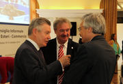 Le ministre des Affaires étrangères Jean Asselborn avec le commissaire européen du Commerce, Karel de Gucht (Source : SIP)