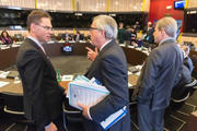 Jyrki Katainen et Jean-Claude Juncker à Strasbourg le 13 janvier 2015 (c) Union européenne