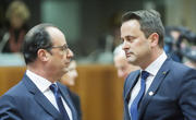 François Hollande et Xavier Bettel en discussion lors du Conseil informel du 12 février 2015 © 2015 SIP / Thierry Monasse