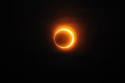 Exemple d'une éclipse solaire (Source: Wikipedia)