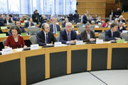 L'eurodéputé luxembourgeois Frank Engel parmi ses pairs lors de la réunion constitutive de la commission spéciale sur les rescrits fiscaux, le 26 février 2015 © European Union 2015 EP