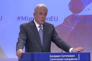 Le commissaire à l'Immigration, Dimitris Avramopoulos, a présenté les détails de l'agenda en matière de migratin (Source : EBS)