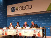 La commissaire européenne en charge de l'emploi, Marianne Thyssen, a participé à la présentation d'un rapport sur les inégalités par l'OCDE (Source : Commission)