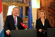 Jean Asselborn, ministre luxembourgeois des Affaires étrangères  avec Federica Mogherini, Haute Représentante de l’Union pour les Affaires étrangères, à Luxembourg (Photo : SIP)