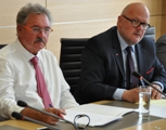 Le ministre Jean Asselborn et le député Marc Angel, à l'occasion d'un débat en commission des Affaires étrangères et européennes de la Chambre des députés sur les priorités de la Présidence luxembourgeoise du Conseil de l’UE, le 8 juin 2015.  @chd