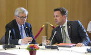 eurogroupe-sommet-juncker-bettel-150622