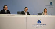 La conférence de presse de la BCE au sujet des prévisions macroéconomiques pour 2015,2016 et 2017 (c) BCE