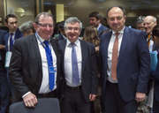 Fernand Etgen, ministre de l'Agriculture, avec ses homologues wallon René Collin et belge Willy Borsus  Source: UE
