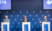 Christine Lagarde, Jeroen Disselbloem et Pierre Moscovici à Amsterdam à l'issue de l'Eurogroupe du 22 avril 2016 (c) Union européenne / Le Conseil de l'UE