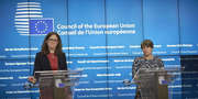 Cecilia Malmstroem et Lilianne Ploumen à l'issue du CAE Commerce du 13 mai 2016 (c) Union européenne / Le Conseil de l'UE