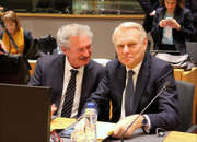 Jean Asselborn et Jean-Marc Ayrault lors du Conseil Affaires étrangères du 6 février 2017